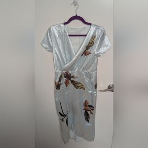 Brand New Floral Dress - Women's Size Medium